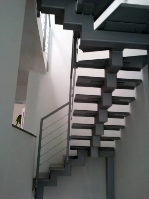 Betónové schody – fotografia 39